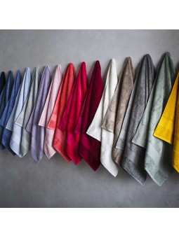 Tapis de bain Pétale par Anne de Solène