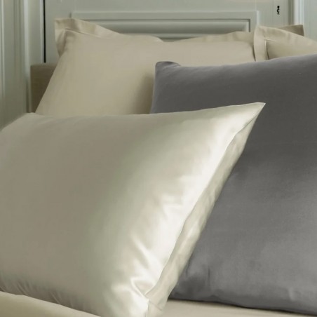 Taie d'oreiller Caresse par Anne De Solène