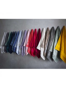 Drap de douche Pétale par Anne de Solène